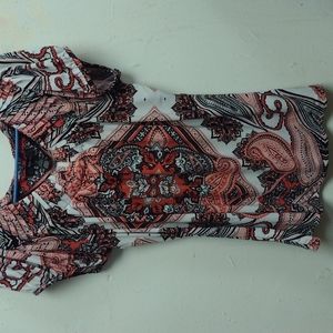 Women's size small printed top-0566